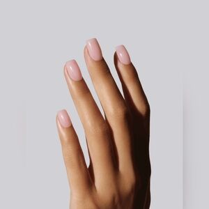 Celebritips Press on nails Clean Pink short coffin NEW